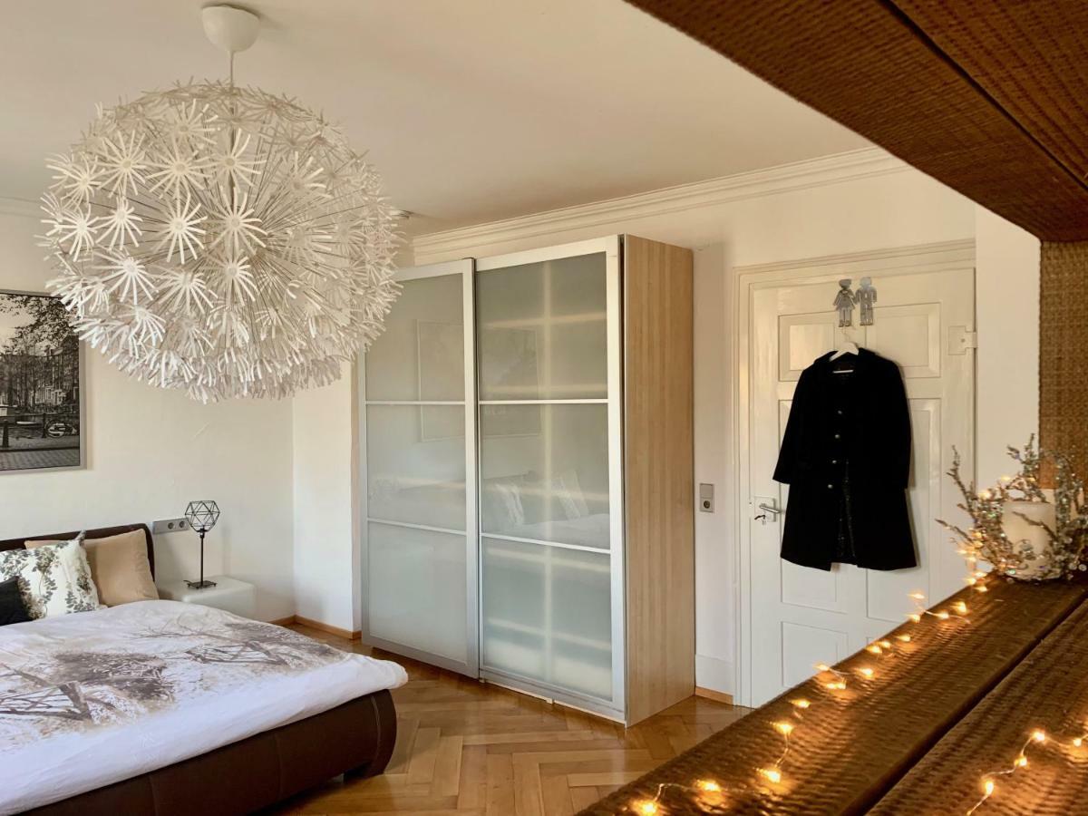 Deluxe Business City Apartments Metzingen Villa Landenberger Esterno foto