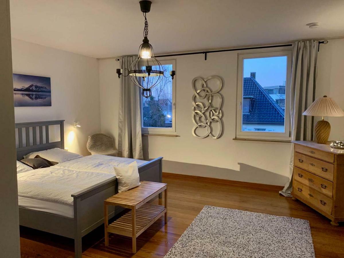 Deluxe Business City Apartments Metzingen Villa Landenberger Esterno foto